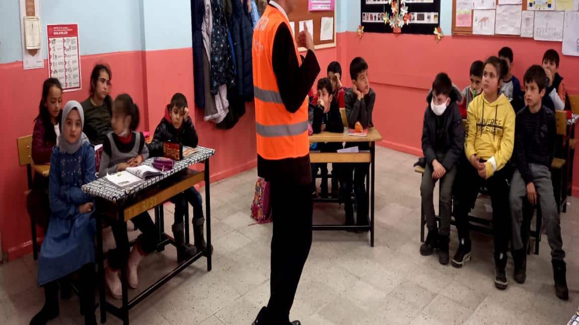 Okulumuzda AFAD Tarafından Deprem Eğitim Programı Gerçekleştirildi
